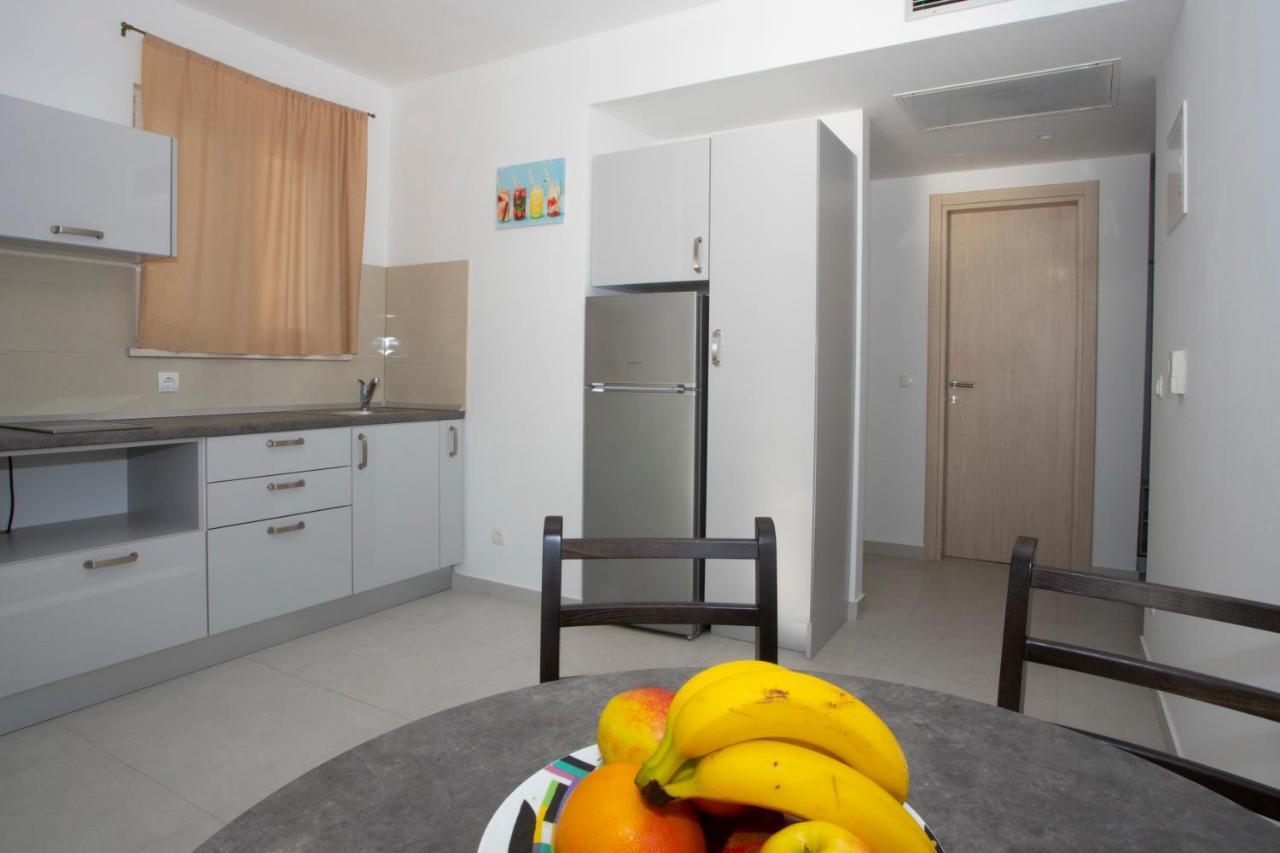 Apartments Medvidovic Baška Voda Eksteriør billede